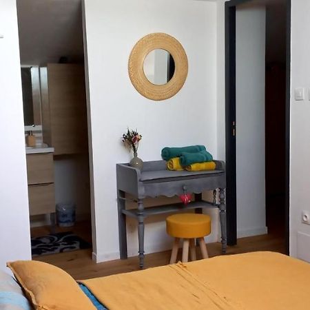 Charmant logement avec terrasse Salinelles Extérieur photo